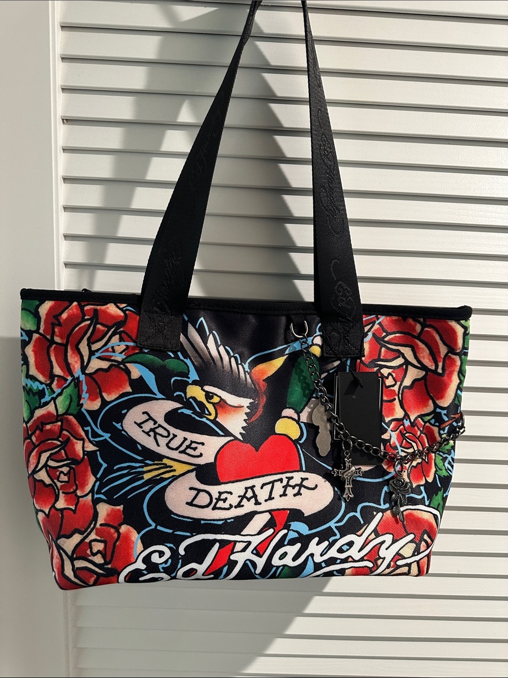 NWT Ed Hardy True Death & Roses Medium Tote/Shoulder Bag W/Charms. - Picture 1 of 11